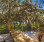 The Wharf House Budgewoi - Hervey Bay Accommodation