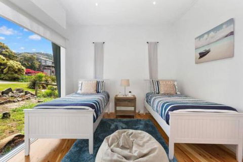 COASTAL HAVEN Panoramic Ocean Views - Hervey Bay Accommodation 5