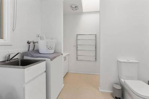 COASTAL HAVEN Panoramic Ocean Views - Hervey Bay Accommodation 6