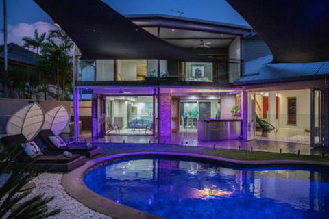 Absolute Lakefront Port Douglas - Hervey Bay Accommodation 6