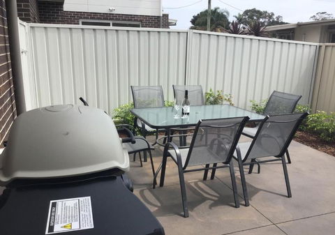 Discover Warilla Bright & Airy Townhouse Near The Beach & Lake - Tourism Hervey Bay 2