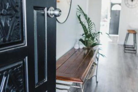 White On Wright Clare - Hervey Bay Accommodation 2