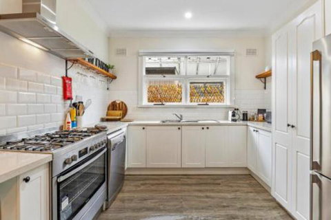 White On Wright Clare - Hervey Bay Accommodation 4