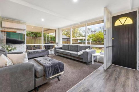 White On Wright Clare - Hervey Bay Accommodation 5