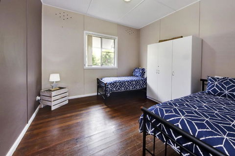 A Reel Teal - Hervey Bay Accommodation 2