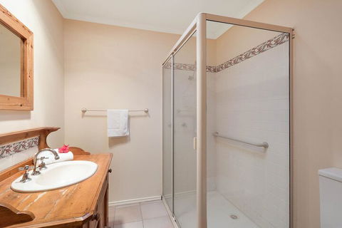 Pelican Lake Holiday House - Hervey Bay Accommodation 7