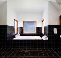 Elevated Plains Retreat 2 - Hervey Bay Accommodation