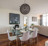 Port Melbourne Panorama - Hervey Bay Accommodation