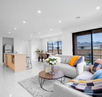 108spacious Point Cook Estate4br2btdoublegarage - Hervey Bay Accommodation