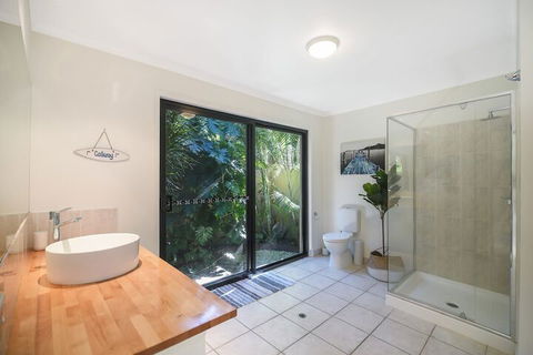 Home Away From Home, 38 Redwood Avenue, Marcus Beach, Noosa Area - Tourism Hervey Bay 5