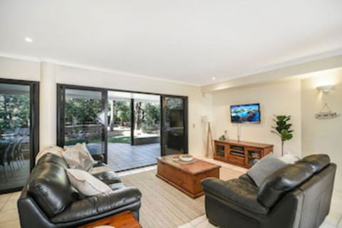 Home Away From Home, 38 Redwood Avenue, Marcus Beach, Noosa Area - Tourism Hervey Bay 0
