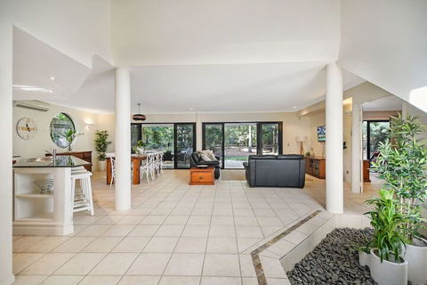 Home Away From Home, 38 Redwood Avenue, Marcus Beach, Noosa Area - Tourism Hervey Bay 3
