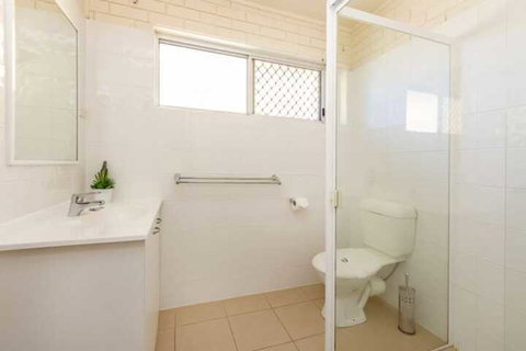 Lyrona - 3/35 Avocet Parade - Hervey Bay Accommodation 6