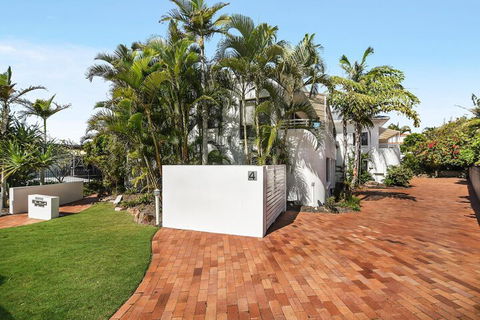 Breffney - 4/4 Avocet Parade - Hervey Bay Accommodation 2