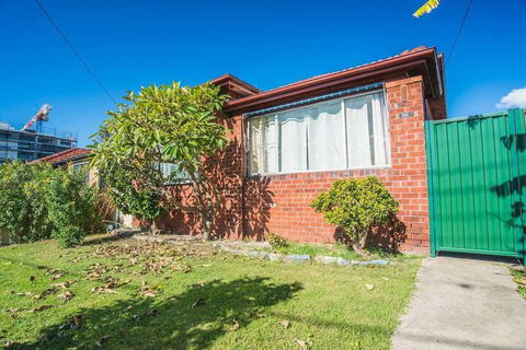 Belmore House - Hervey Bay Accommodation 1