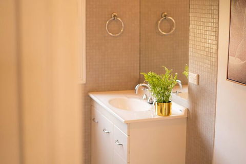 96 New Town Unit - Hervey Bay Accommodation 5
