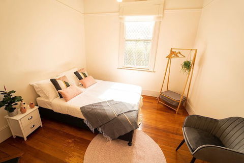 96 New Town Unit - Hervey Bay Accommodation 1