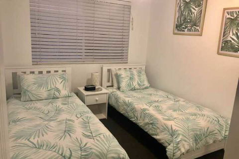 Newly Renovated Unit 250m To The Beach - Tourism Hervey Bay 3