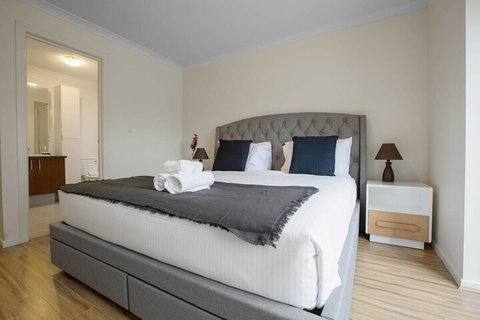 Lightful Charming House With Free Parking - Hervey Bay Accommodation 5