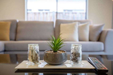 Lightful Charming House With Free Parking - Hervey Bay Accommodation 3