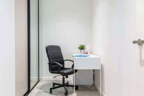 Modern 1 Bedroom In Tranquil Parklands - Hervey Bay Accommodation 0