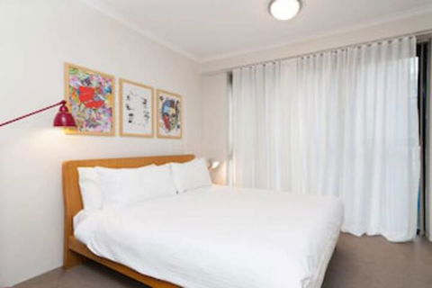 Amazing Studio With Pool In Central Sydney - Tourism Hervey Bay 0