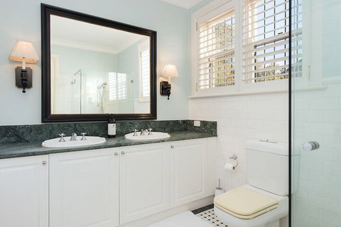 Vaucluse Manor H327 - Hervey Bay Accommodation 7