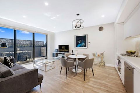 Manhattan Apartments - Glen Iris - Hervey Bay Accommodation 0