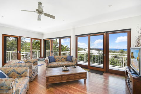 Notre Reve - 2/4 Brolga Place - Tourism Hervey Bay 6