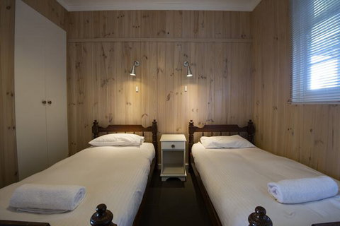 Rivendale - Hervey Bay Accommodation 7