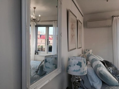 Assemblage Boutique Art Bed & Breakfast - Hervey Bay Accommodation 4