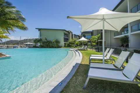 Blue On Blue Apartment 815 - Hervey Bay Accommodation 0