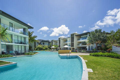 Blue On Blue Apartment 815 - Hervey Bay Accommodation 1