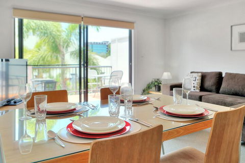 Airtrip Apartment On Russell St - Tourism Hervey Bay 1