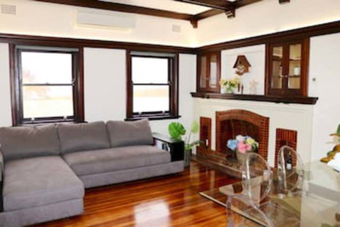 Charming & Cosy Home With City Views - Hervey Bay Accommodation 0