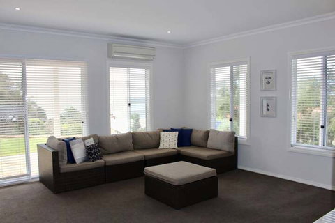 Flinders View Beach House - Hervey Bay Accommodation 6