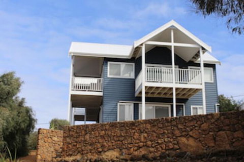 Flinders View Beach House - Hervey Bay Accommodation 0