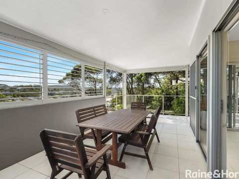 Coast 3 / 42 Avoca Drive Avoca Beach - Tourism Hervey Bay 3