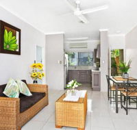 Cairns Reef Retreat - Tourism Hervey Bay