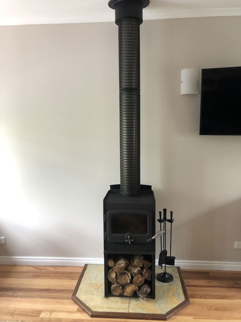 Mole Creek Hideaway - Tourism Hervey Bay 3