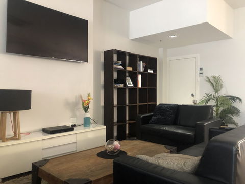 Alloggio Studios On King - Hervey Bay Accommodation 0