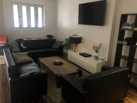 Alloggio Studios On King - Hervey Bay Accommodation 1