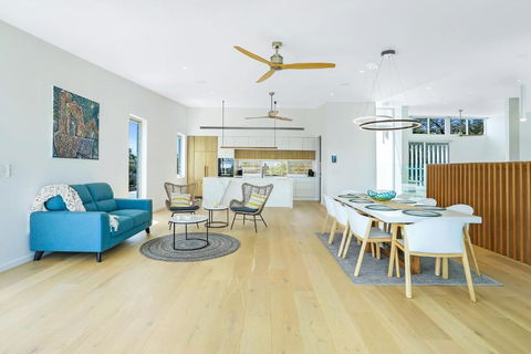 Magnificent Views On Arkana Noosa Heads - Tourism Hervey Bay 3