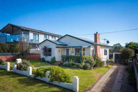 Bungo Beach House Pet Friendly Home - Hervey Bay Accommodation 6