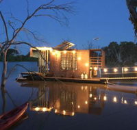 Bills Boathouse - Hervey Bay Accommodation
