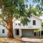 EVERGREEN BEACH HOUSE - Tourism Hervey Bay 0