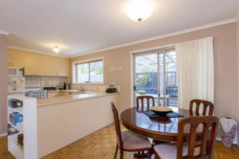 PERFECT On PYMBLE AVE - Hervey Bay Accommodation 3