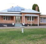 Pink Gums Farmstay - Hervey Bay Accommodation