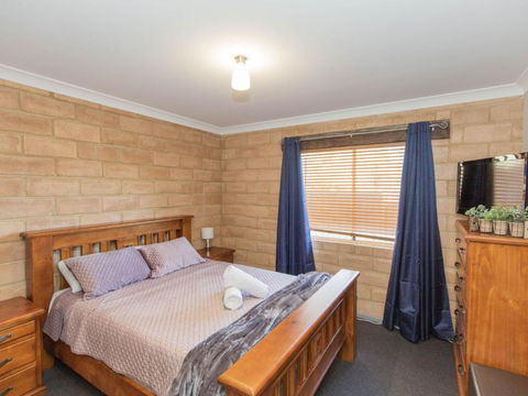 Burramys 4 / 1 Kirwan Close - Hervey Bay Accommodation 2