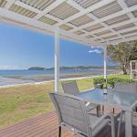 Beached Inn 93 Foreshore Drive Spacious Beach Front House - Hervey Bay Accommodation 0